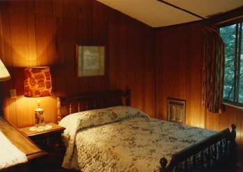 Cottage guest bedroom